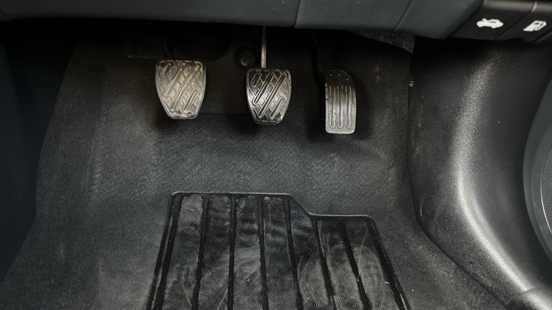 Nissan Juke 1.6 [94] Visia 5dr Petrol Hatchback